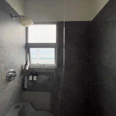 29th Floor And Bay View-pool Cartagena