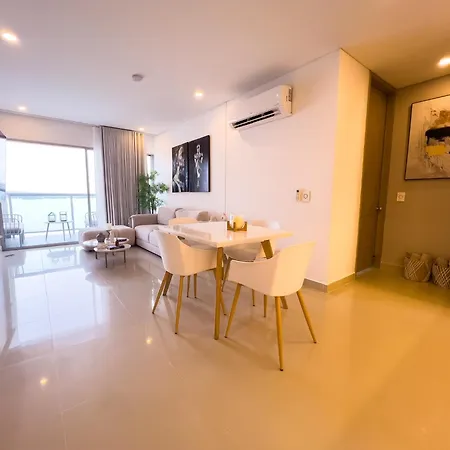 29th Floor And Bay View-pool *
