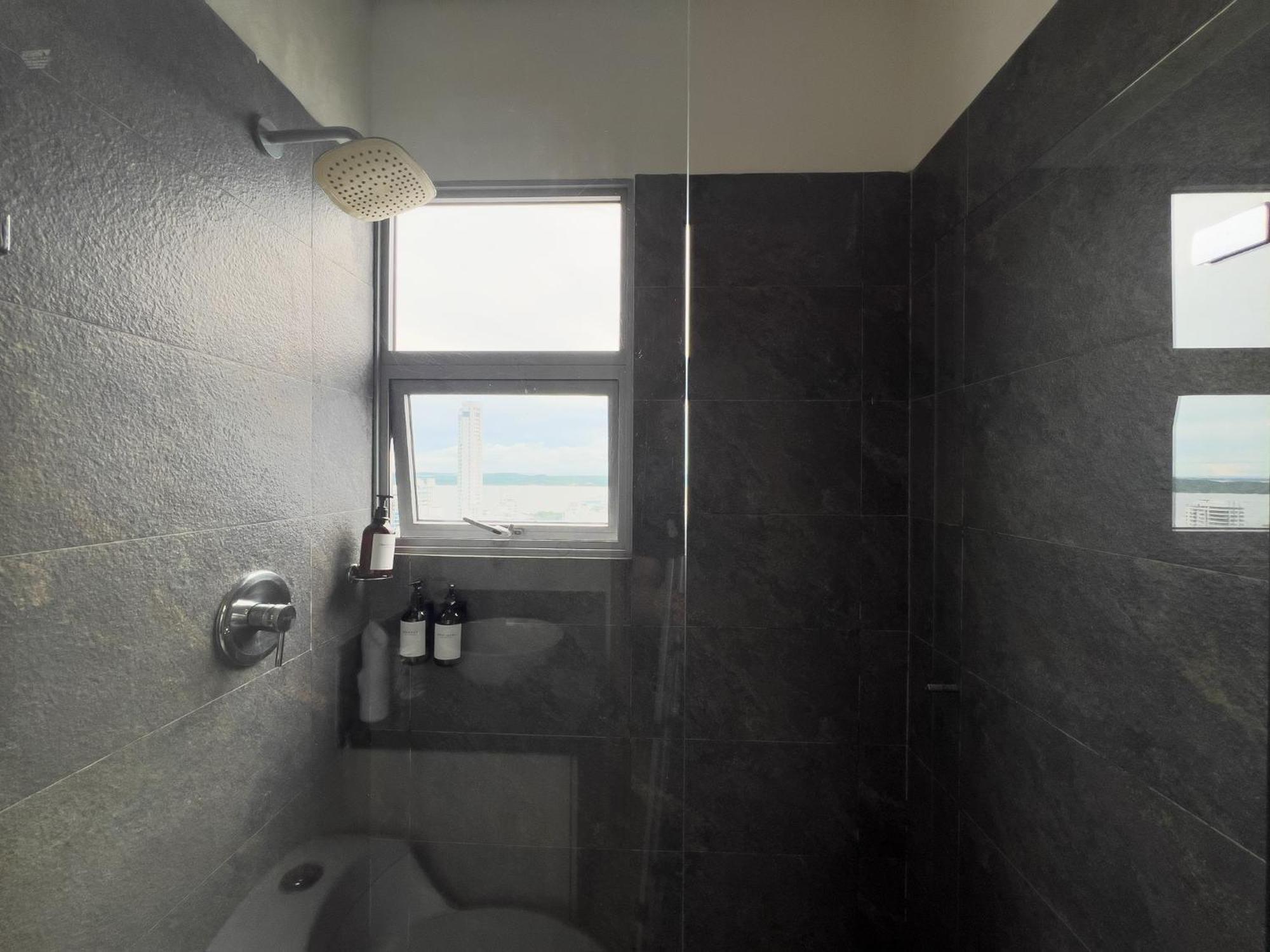 29th Floor And Bay View-pool Apartamento